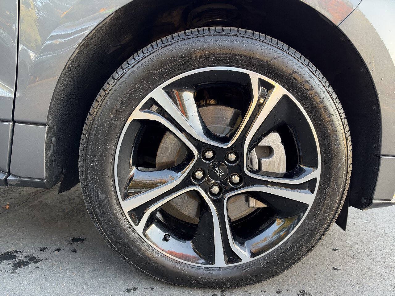 Used 2022 Ford Edge ST AWD/4WD image 21