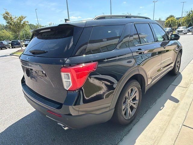 Used 2023 Ford Explorer XLT w/ Equipment Group 202A RWD image 5