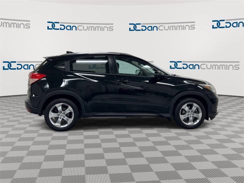 Used 2016 Honda HR-V EX-L image 9