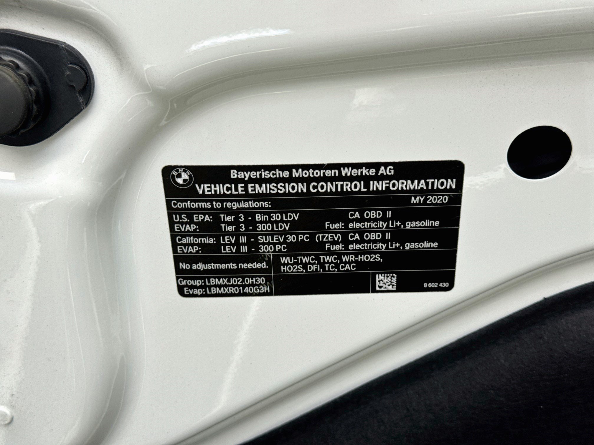 Used 2020 BMW 530e w/ Convenience Package RWD image 21