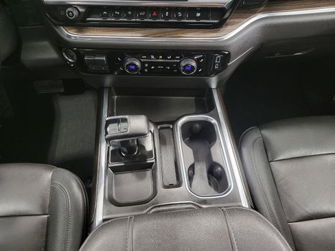 Certified 2023 Chevrolet Silverado 1500 LT Trail Boss w/ Convenience Package II image 16