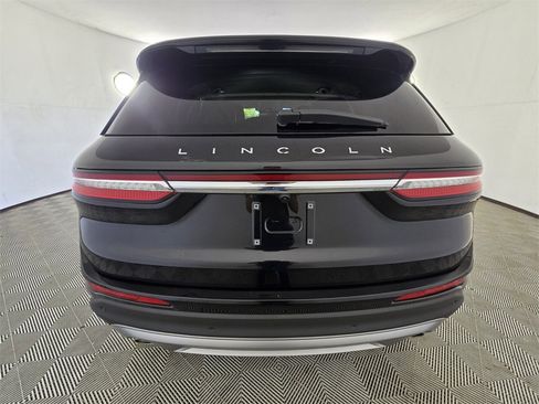 Used 2024 Lincoln Corsair FWD image 13