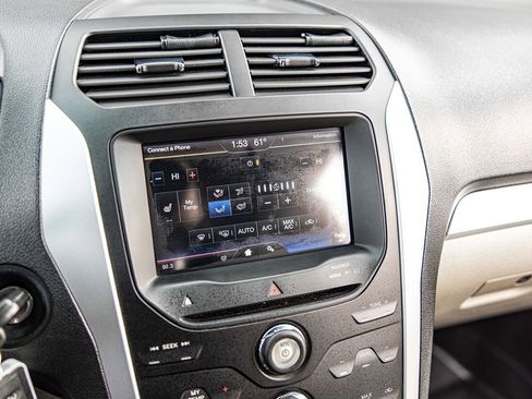 Used 2011 Ford Explorer XLT w/ 202A Rapid Spec Order Code image 27