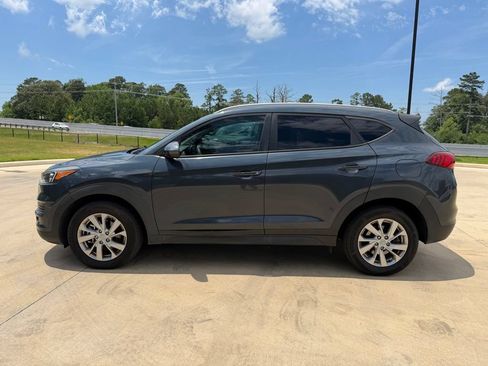 Used 2021 Hyundai Tucson Value FWD image 2
