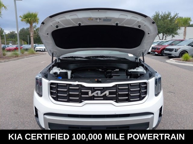 Certified 2024 Kia Telluride S w/ S Sunroof Package FWD image 9