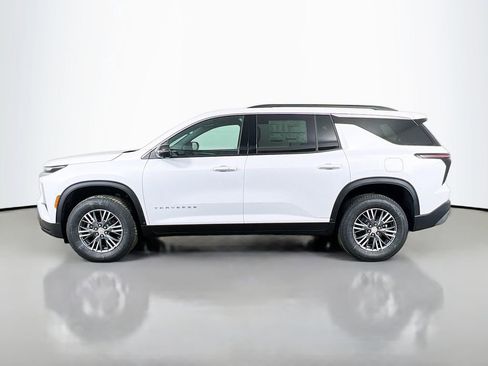 New 2026 Chevrolet Traverse LT w/ Driver Confidence Package image 8