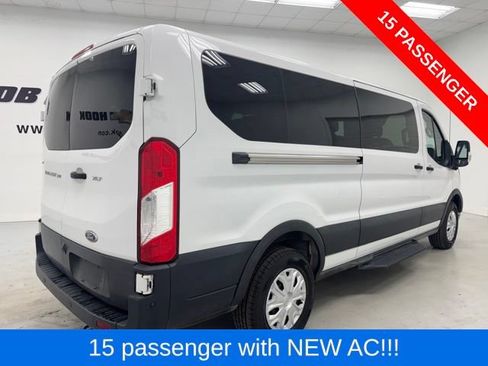 Used 2023 Ford Transit 350 XLT RWD image 5