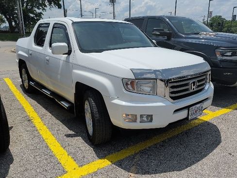 Used 2013 Honda Ridgeline RTL image 2