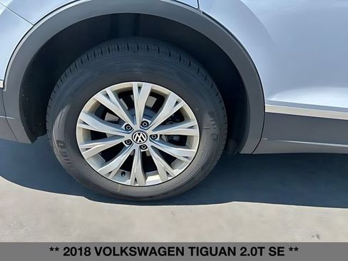 Used 2018 Volkswagen Tiguan SE w/ 3rd Row Seat Package AWD/4WD image 15