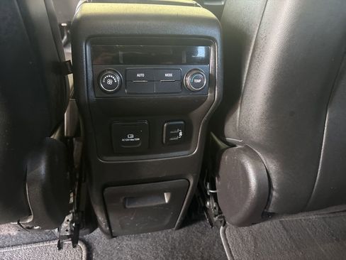 Used 2017 GMC Acadia SLT image 49