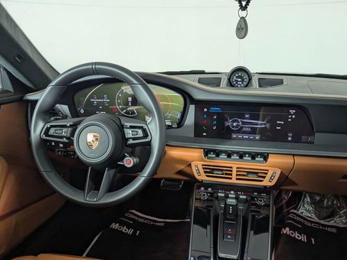 New 2026 Porsche 911 Carrera image 21