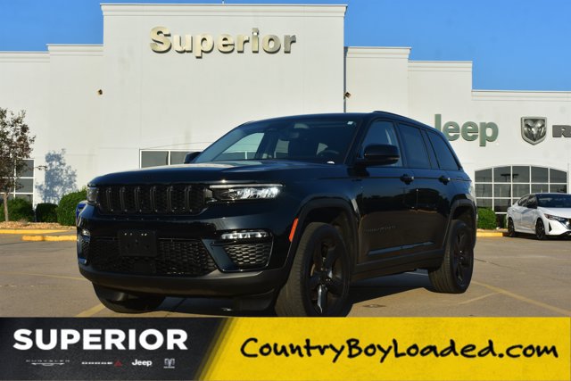 Used 2023 Jeep Grand Cherokee Limited w/ Black Appearance Package AWD/4WD image 1