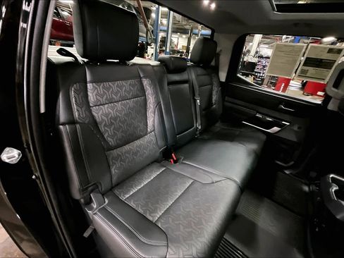 Used 2023 Toyota Tundra Limited image 19