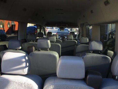 Used 2016 Ford Transit 350 XL image 7
