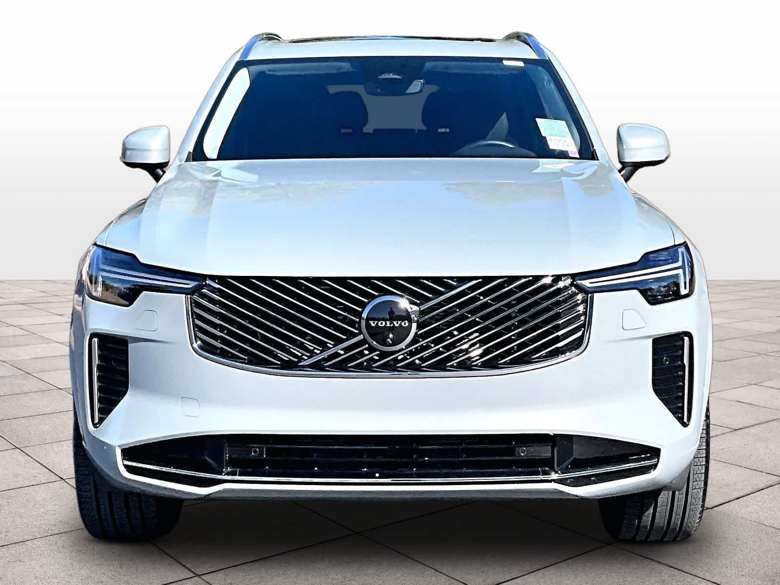 Used 2026 Volvo XC90 B5 Plus w/ Protection Package AWD/4WD image 7
