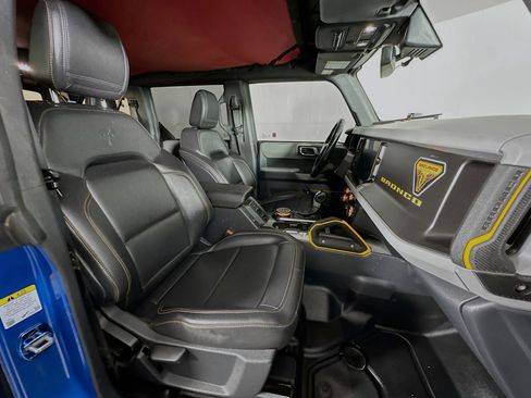 Used 2021 Ford Bronco Badlands image 30