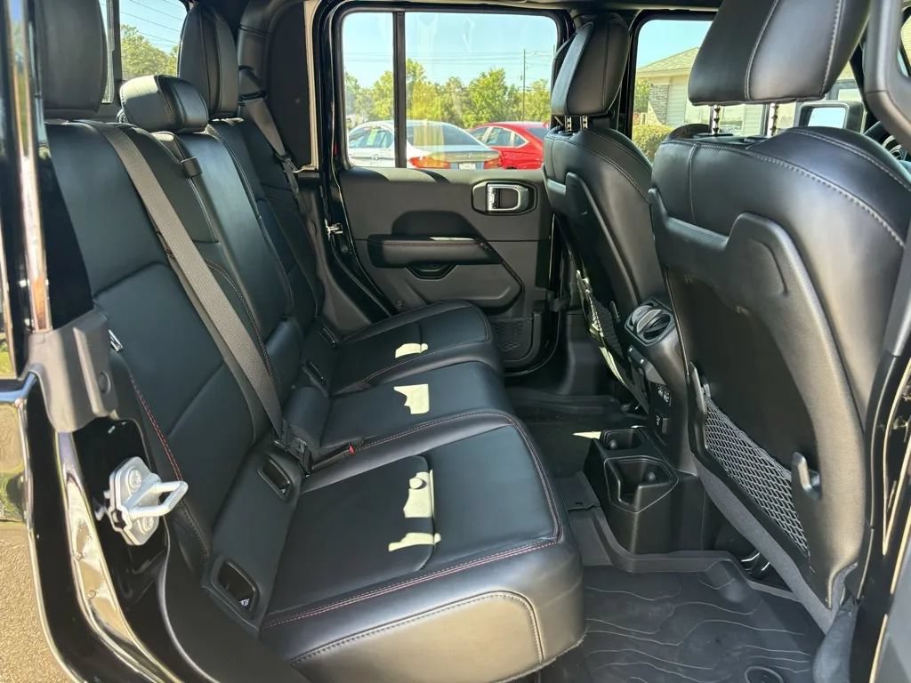 Used 2024 Jeep Gladiator Rubicon AWD/4WD image 45
