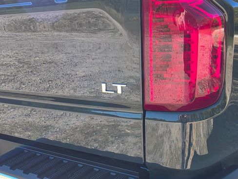 New 2026 Chevrolet Silverado 1500 LT image 9