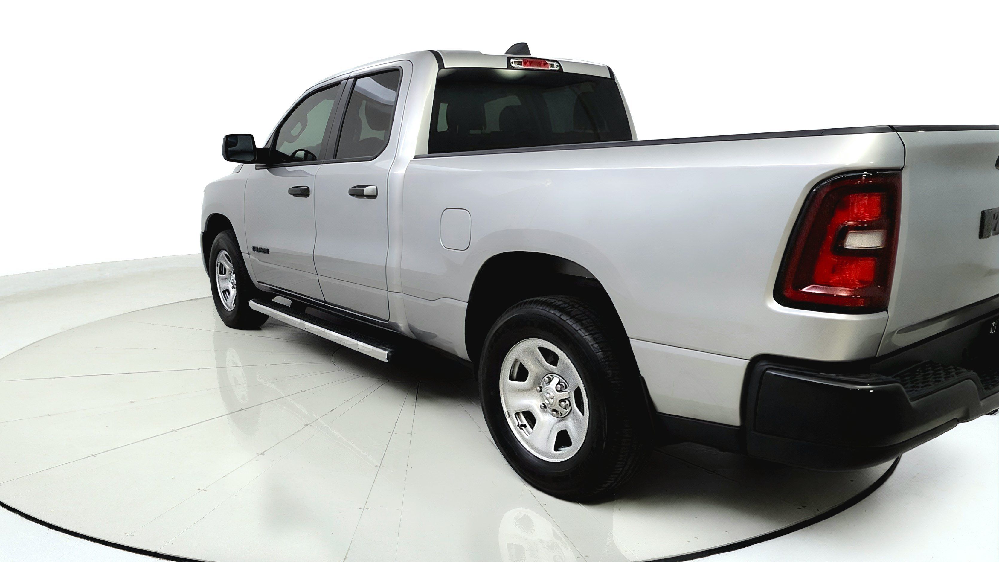 Used 2025 RAM 1500 Tradesman AWD/4WD image 5