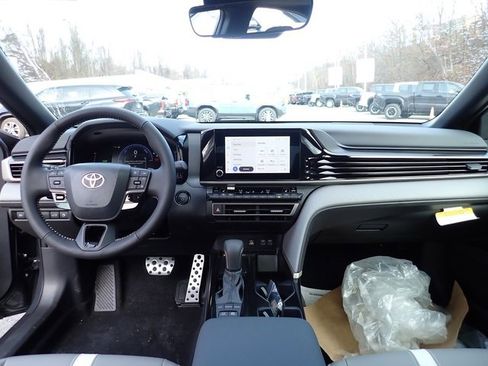 New 2026 Toyota Camry SE image 13