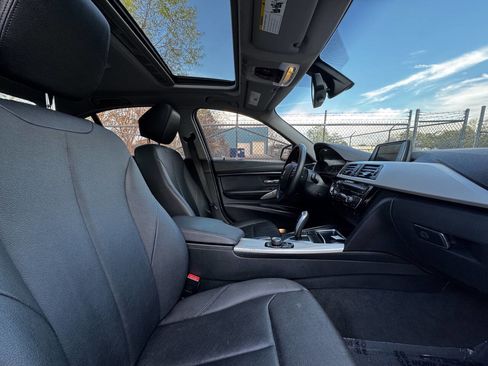 Used 2016 BMW 320i Sedan image 14