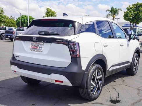 New 2026 Nissan Kicks SV image 7