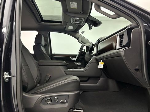 New 2026 GMC Sierra 1500 Denali w/ Denali Reserve Package image 39
