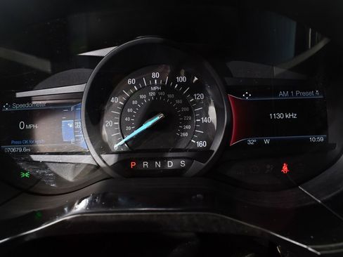 Used 2018 Ford Edge SEL w/ Equipment Group 201A image 25