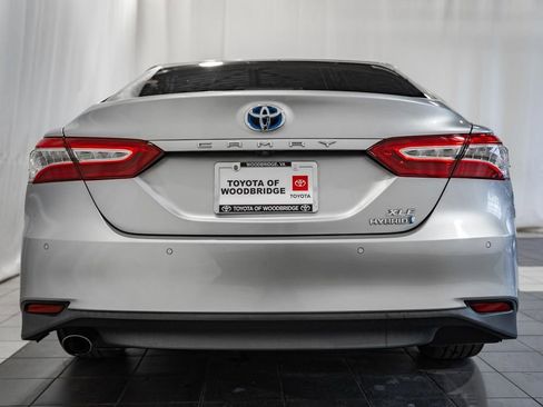 Used 2018 Toyota Camry XLE image 5