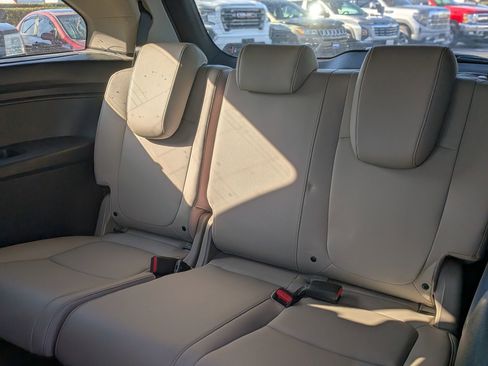 Used 2023 Honda Odyssey Touring image 35