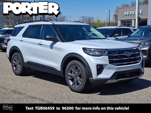 New 2026 Ford Explorer Active image 8
