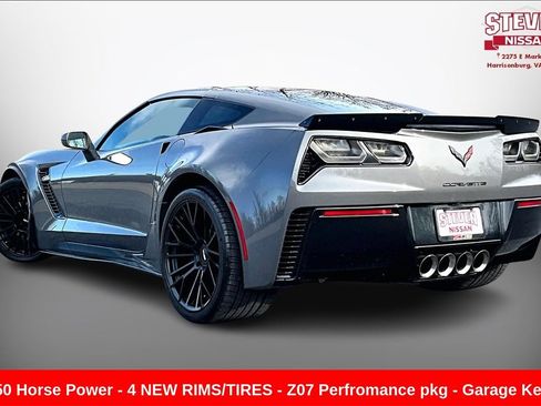 Used 2015 Chevrolet Corvette Z06 w/ 3LZ Preferred Equipment Group image 4