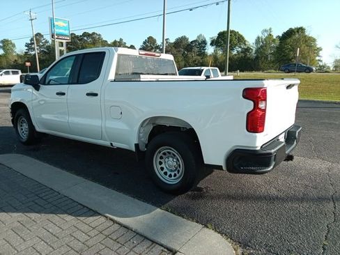 Used 2020 Chevrolet Silverado 1500 W/T w/ WT Value Package image 9