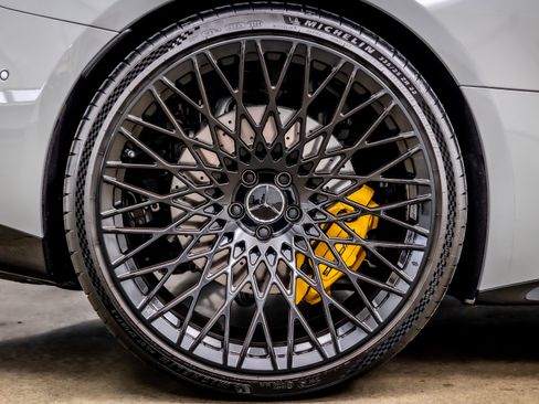 Used 2025 Mercedes-Benz AMG GT 63 image 39