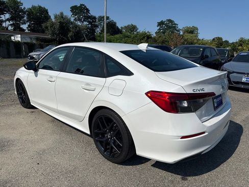 Used 2023 Honda Civic Sport image 7