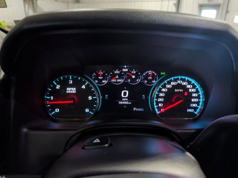 Used 2018 GMC Yukon Denali w/ Denali Ultimate Package AWD/4WD image 9