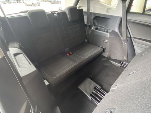 Certified 2023 Volkswagen Tiguan S FWD image 38