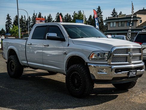 Used 2018 RAM 2500 Laramie AWD/4WD image 6