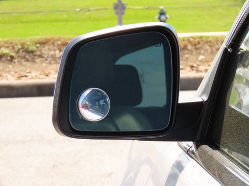 Used 2018 Jeep Grand Cherokee Limited w/ Luxury Group II image 19