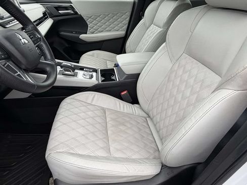 Used 2022 Mitsubishi Outlander SEL AWD/4WD image 19