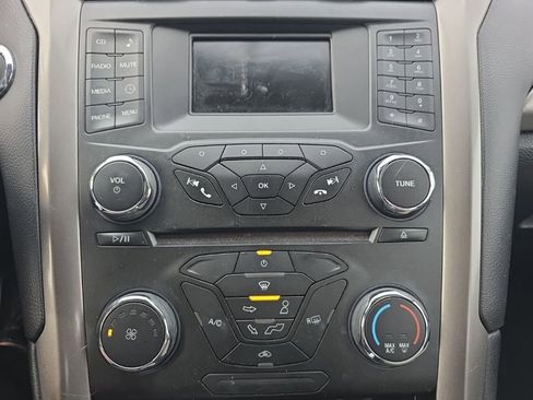 Used 2017 Ford Fusion S image 24