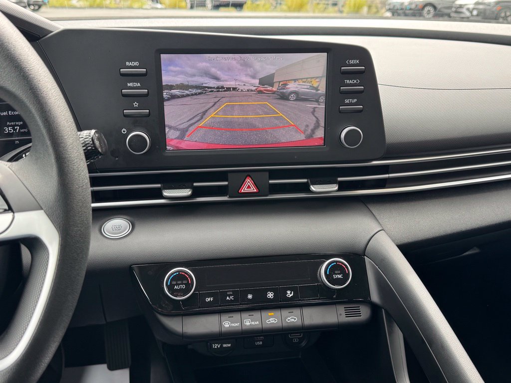 Used 2023 Hyundai Elantra SEL FWD image 37