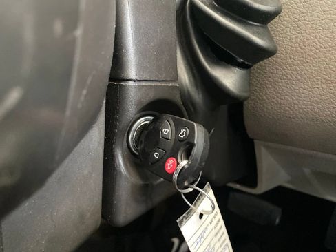 Used 2009 Ford F350 XL AWD/4WD image 23