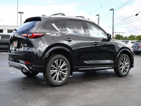 New 2025 MAZDA CX-5 Signature image 7