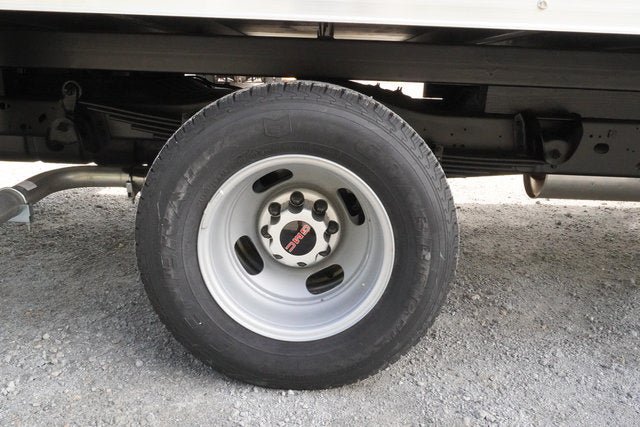New 2026 GMC Savana 3500 Extended w/ Power Convenience Package RWD image 37