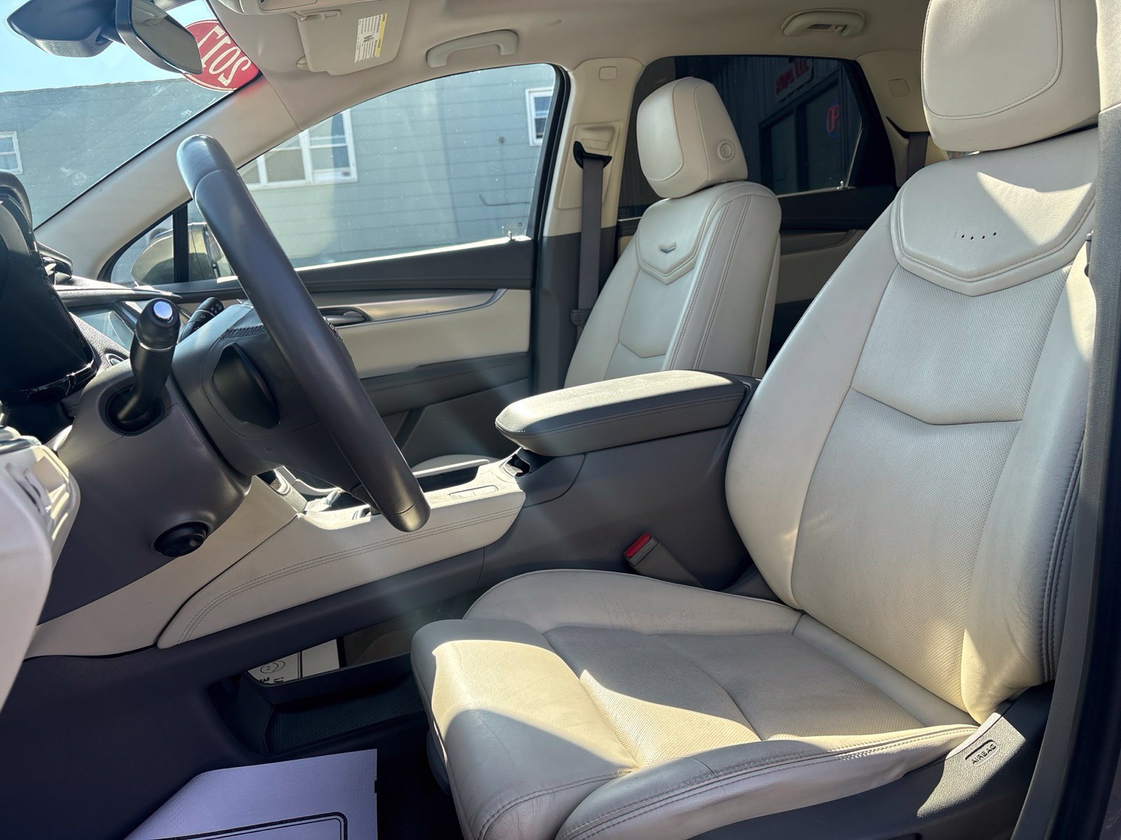 Used 2017 Cadillac XT5 Premium Luxury FWD image 13