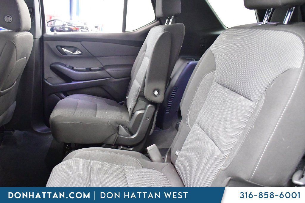 Used 2023 Chevrolet Traverse LT w/ LPO, Floor Liner Package AWD/4WD image 12