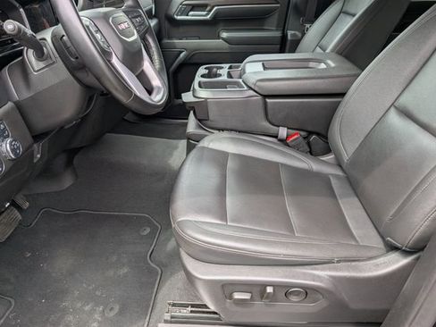 Used 2025 GMC Sierra 1500 SLT image 14