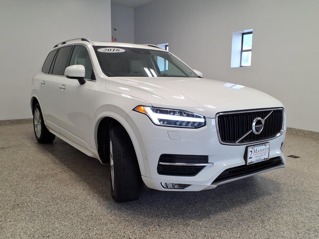 Used 2016 Volvo XC90 T6 Momentum AWD/4WD image 3