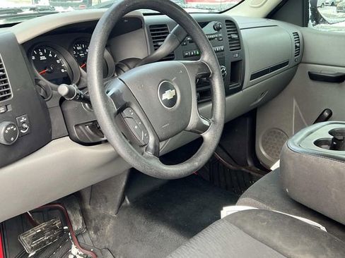 Used 2011 Chevrolet Silverado 1500 W/T image 16